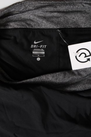 Пола - панталон Nike, Размер L, Цвят Черен, Цена 14,40 лв.
