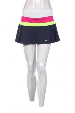 Пола - панталон Nike, Размер M, Цвят Многоцветен, Цена 81,00 лв.