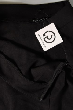 Fustă-pantalon Trendyol, Mărime S, Culoare Negru, Preț 31,11 Lei