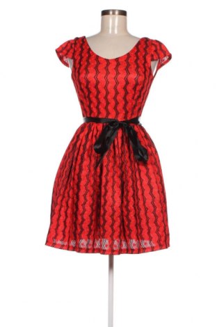 Šaty , Velikost S, Barva Červená, Cena  184,00 Kč
