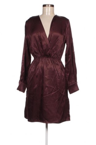 Kleid A Lot Less x About You, Größe L, Farbe Rot, Preis 6,31 €