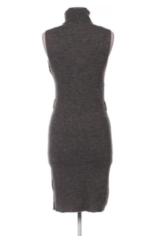 Kleid Ax Paris, Größe L, Farbe Grau, Preis 8,03 €