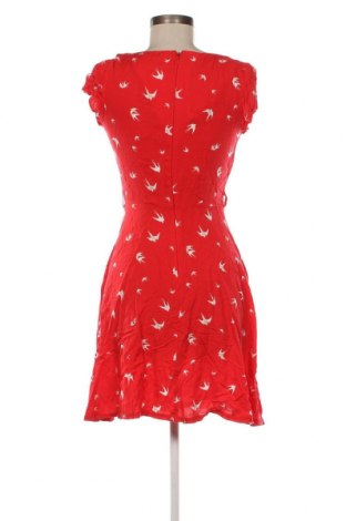 Šaty  Billie & Blossom, Velikost M, Barva Červená, Cena  542,00 Kč