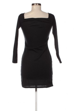 Kleid Boohoo, Größe M, Farbe Schwarz, Preis 7,59 €