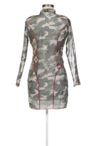 Kleid Boohoo, Größe M, Farbe Mehrfarbig, Preis 3,56 €