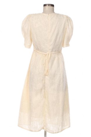 Kleid DAZY, Größe XL, Farbe Ecru, Preis 15,74 €