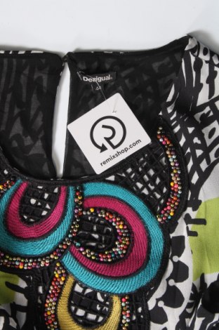 Рокля Desigual, Размер XL, Цвят Многоцветен, Цена 56,49 лв.