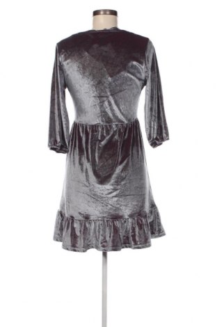 Φόρεμα Diverse, Μέγεθος M, Χρώμα Ασημί, Τιμή 4,27 €