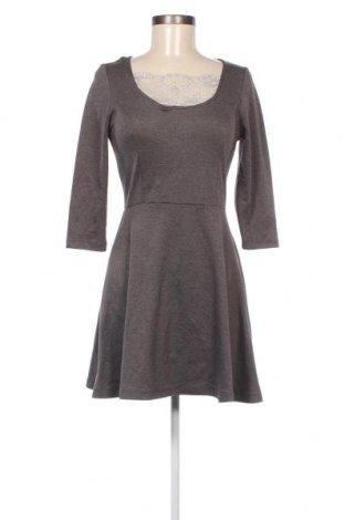 Kleid Fb Sister, Größe M, Farbe Grau, Preis € 2,83
