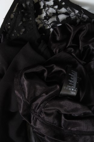 Рокля H&M, Размер S, Цвят Черен, Цена 29,00 лв.