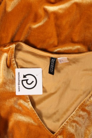 Šaty  H&M Divided, Velikost XS, Barva Žlutá, Cena  97,00 Kč