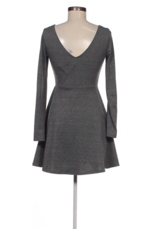 Kleid H&M Divided, Größe M, Farbe Grau, Preis 4,44 €