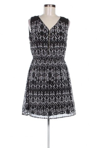 Φόρεμα Jennyfer, Μέγεθος M, Χρώμα Μαύρο, Τιμή 7,18 €