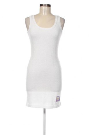 Kleid Love Moschino, Größe S, Farbe Weiß, Preis 142,93 €