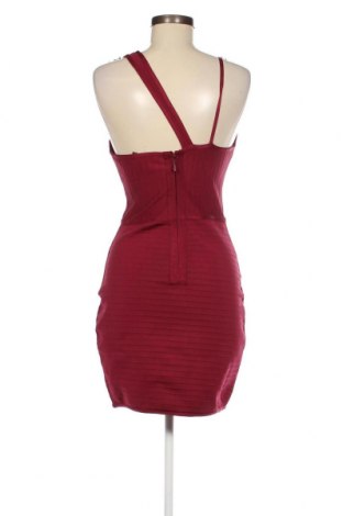Šaty  Missguided, Velikost M, Barva Červená, Cena  462,00 Kč