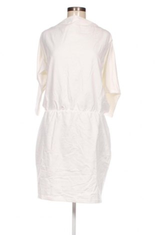 Kleid Moe, Größe L, Farbe Weiß, Preis 15,25 €