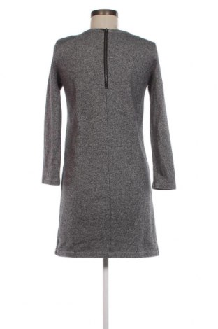Kleid Monki, Größe XS, Farbe Grau, Preis 2,58 €