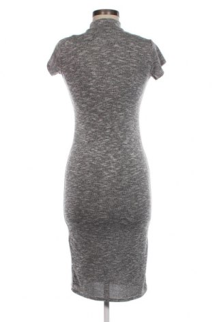 Kleid New Look, Größe S, Farbe Grau, Preis 4,45 €