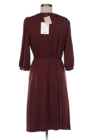 Φόρεμα Numph, Μέγεθος M, Χρώμα Κόκκινο, Τιμή 44,20 €