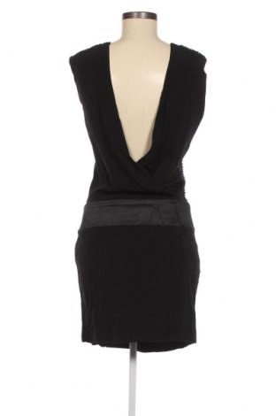 Šaty  Pinko, Veľkosť M, Farba Čierna, Cena  211,34 €