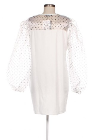 Kleid Pretty Little Thing, Größe 3XL, Farbe Weiß, Preis € 3,56