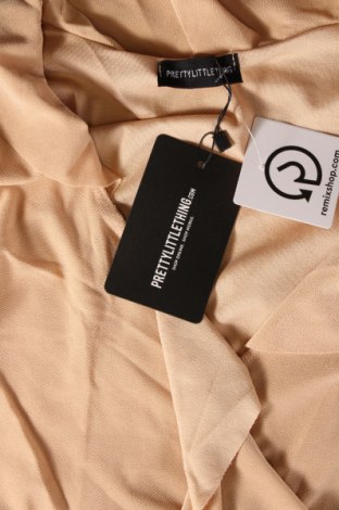 Kleid Pretty Little Thing, Größe L, Farbe Beige, Preis 3,56 €
