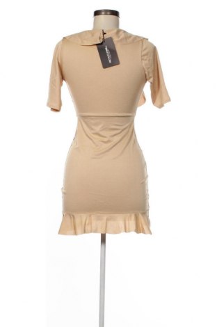 Kleid Pretty Little Thing, Größe XS, Farbe Beige, Preis € 2,37