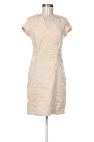 Φόρεμα River Woods, Μέγεθος M, Χρώμα Εκρού, Τιμή 43,15 €