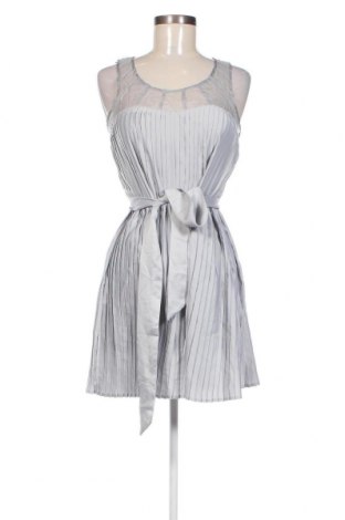 Kleid Romeo & Juliet, Größe M, Farbe Grau, Preis 9,46 €