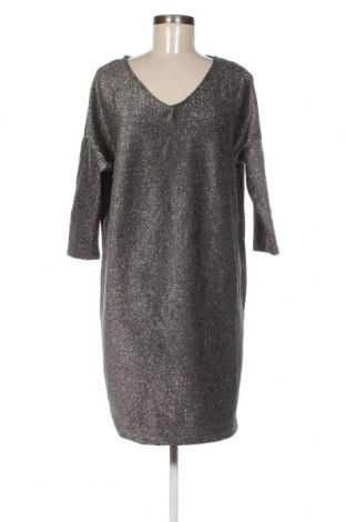 Kleid Saint Tropez, Größe M, Farbe Silber, Preis 5,92 €