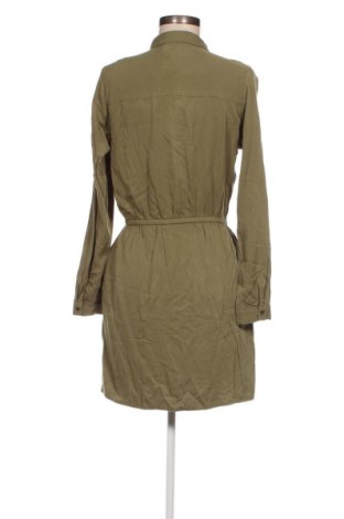 Šaty  Sinsay, Velikost M, Barva Zelená, Cena  462,00 Kč