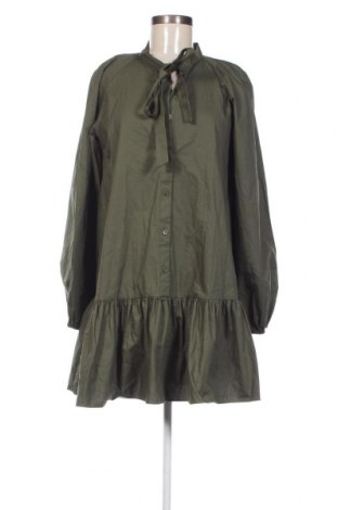 Kleid Topshop, Größe S, Farbe Grün, Preis 34,43 €