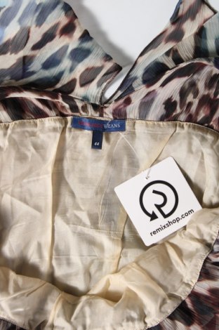 Рокля Trussardi Jeans, Размер XL, Цвят Многоцветен, Цена 93,00 лв.