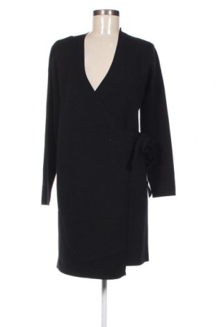 Kleid Y.A.S, Größe L, Farbe Schwarz, Preis € 8,12