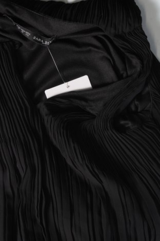 Šaty  Zara, Velikost S, Barva Černá, Cena  402,00 Kč