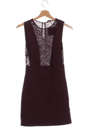 Šaty  Zara Trafaluc, Velikost XS, Barva Červená, Cena  134,00 Kč