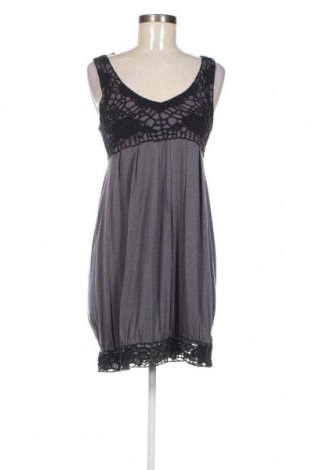 Φόρεμα Zero, Μέγεθος S, Χρώμα Γκρί, Τιμή 3,15 €