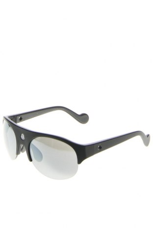 Слънчеви очила Moncler, Цвят Черен, Цена 180,93 лв.