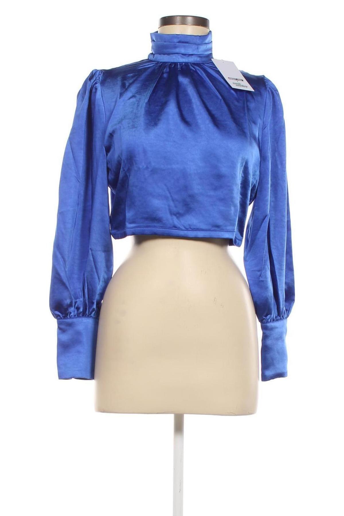 Damen Shirt ABOUT YOU x Emili Sindlev, Größe S, Farbe Blau, Preis 37,11 €