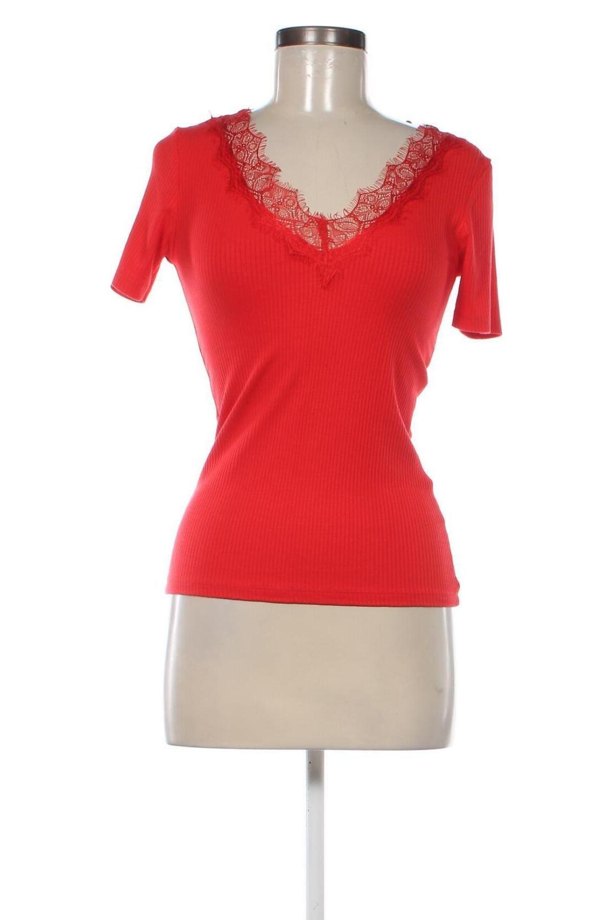 Дамска блуза Amisu, Размер S, Цвят Червен, Цена 18,82 лв.