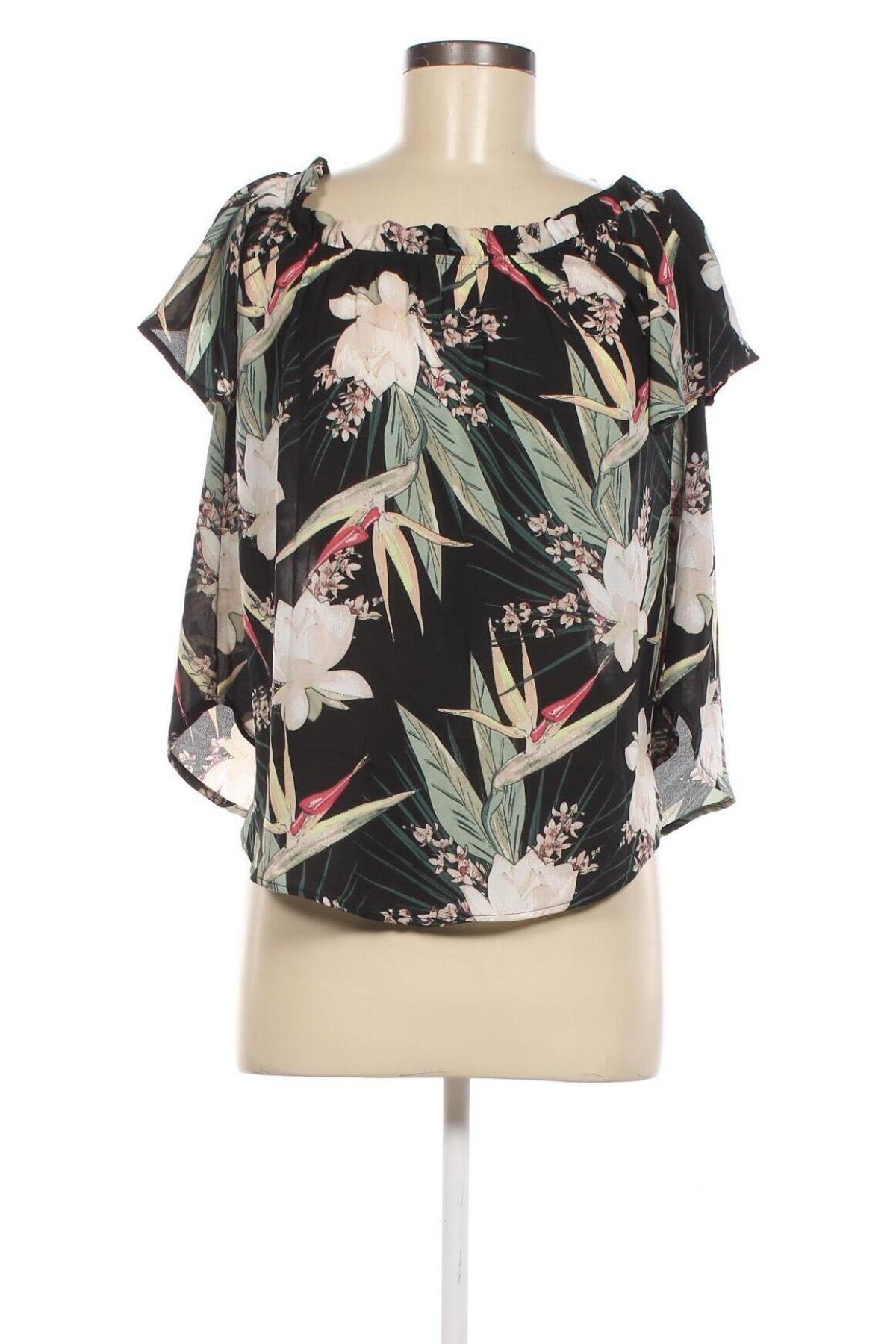 Γυναικεία μπλούζα Gina Tricot, Μέγεθος XS, Χρώμα Πολύχρωμο, Τιμή 2,51 €