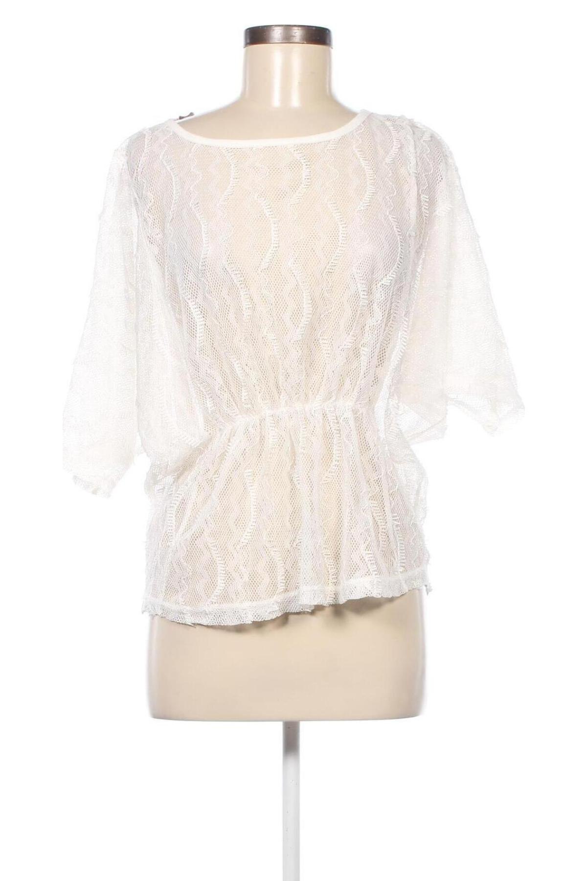 Γυναικεία μπλούζα Luc.ce, Μέγεθος S, Χρώμα Λευκό, Τιμή 2,21 €