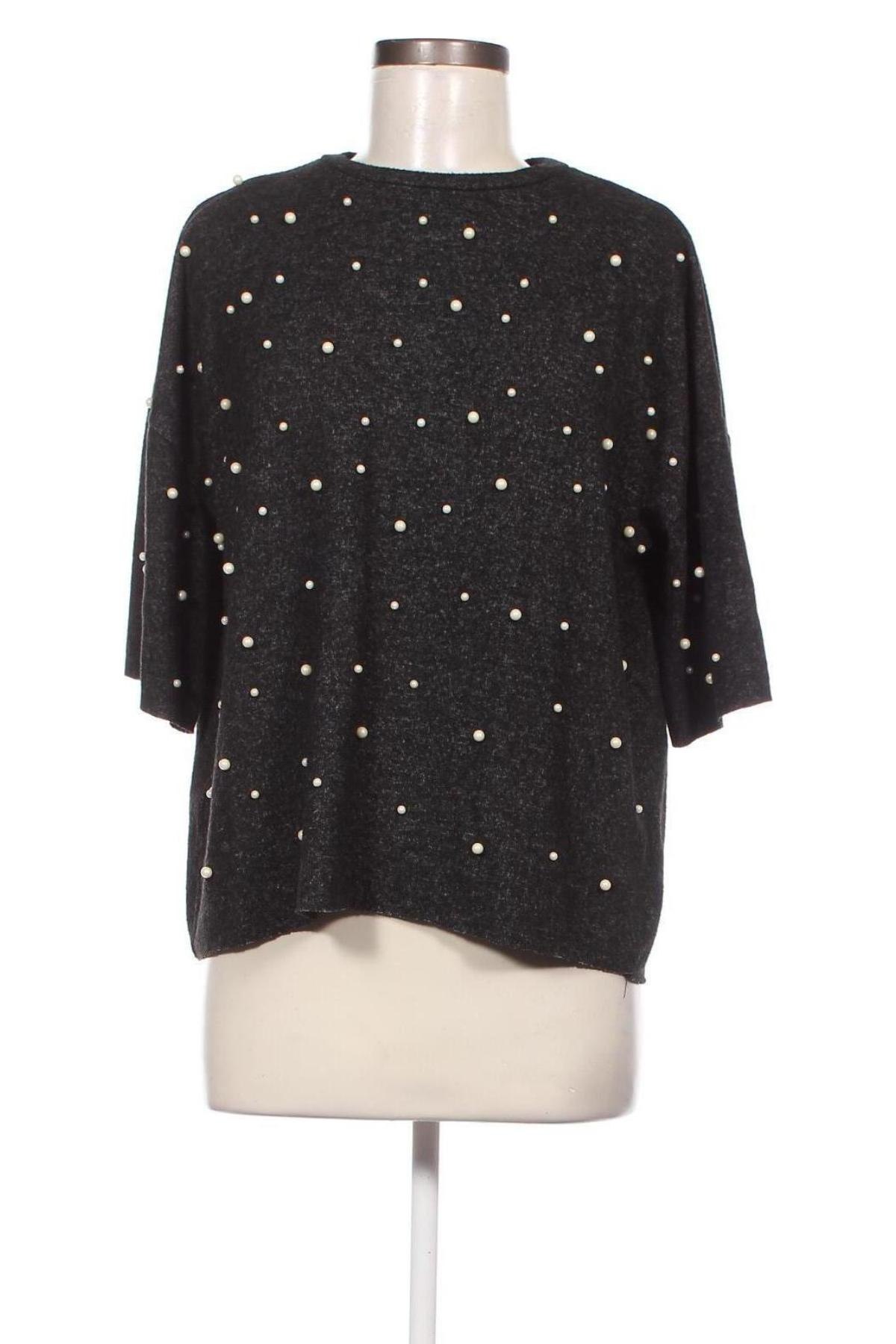 Дамска блуза Zara Trafaluc, Размер S, Цвят Черен, Цена 5,40 лв.