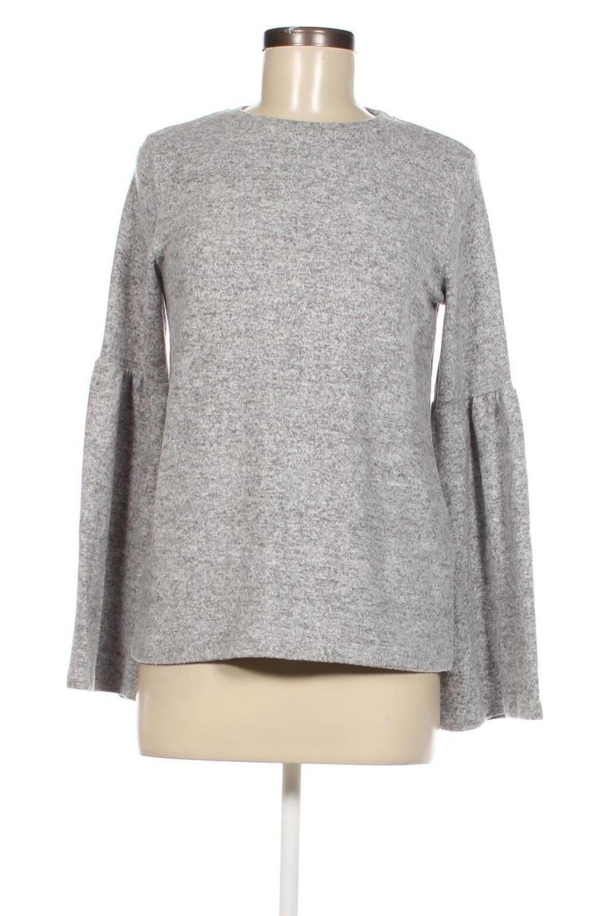 Дамска блуза Zara Trafaluc, Размер S, Цвят Сив, Цена 8,40 лв.