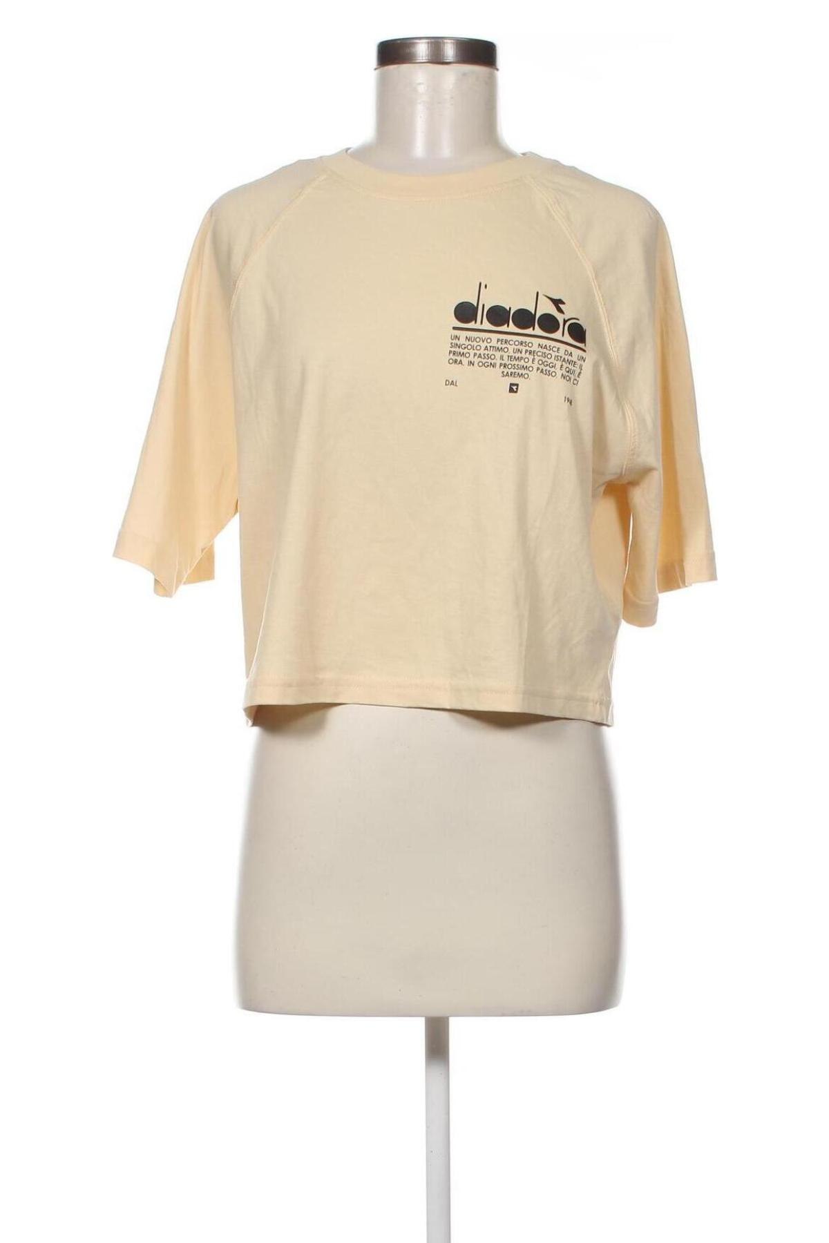 Γυναικείο t-shirt Diadora, Μέγεθος L, Χρώμα Κίτρινο, Τιμή 29,90 €