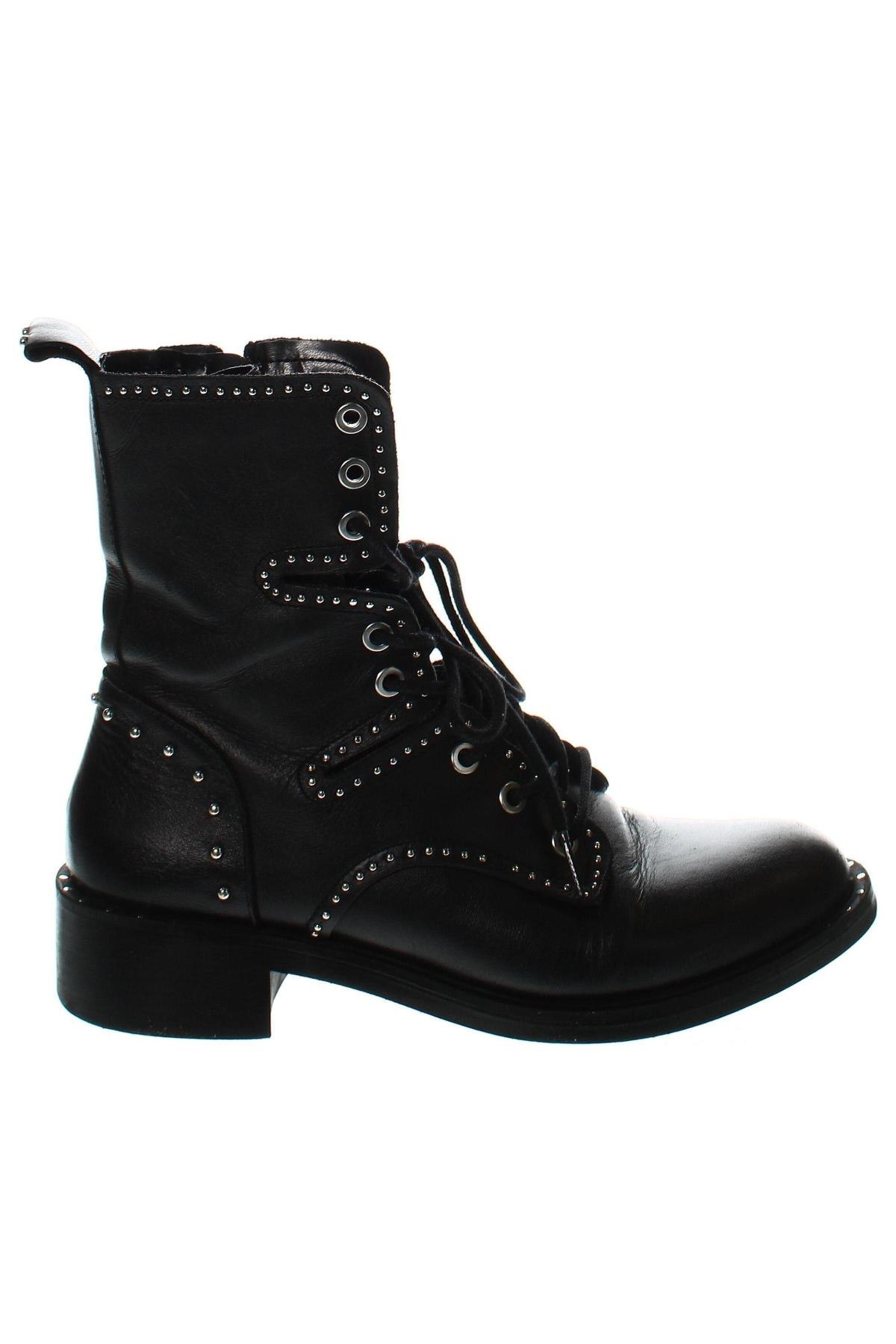 Dámské boty  Zara Trafaluc, Velikost 37, Barva Černá, Cena  462,00 Kč