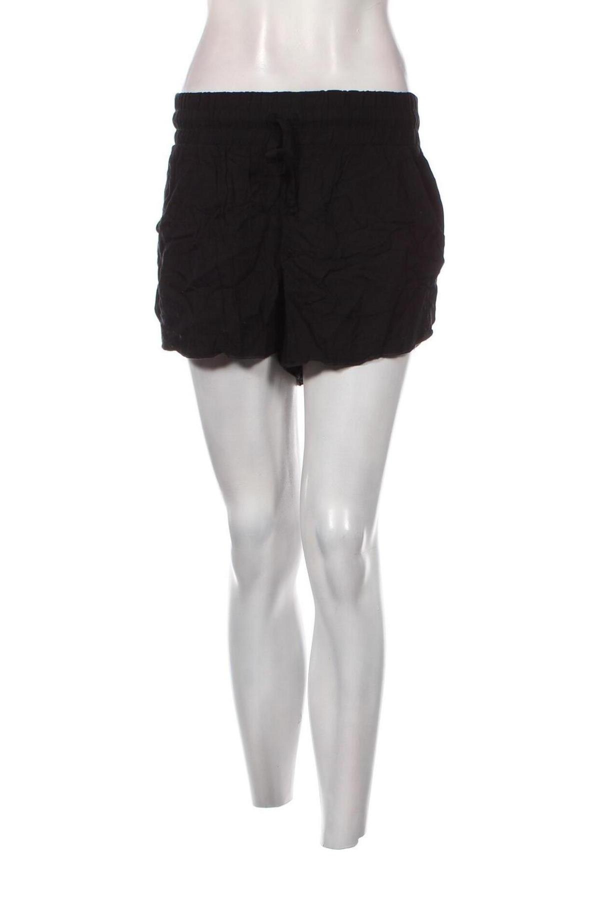 Дамски къс панталон Hollister, Размер M, Цвят Черен, Цена 9,60 лв.