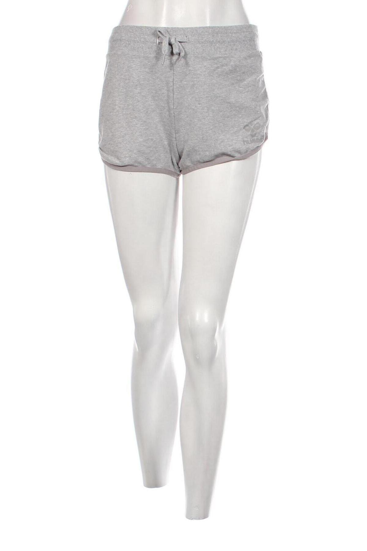 Γυναικείο κοντό παντελόνι Hummel, Μέγεθος M, Χρώμα Γκρί, Τιμή 14,85 €