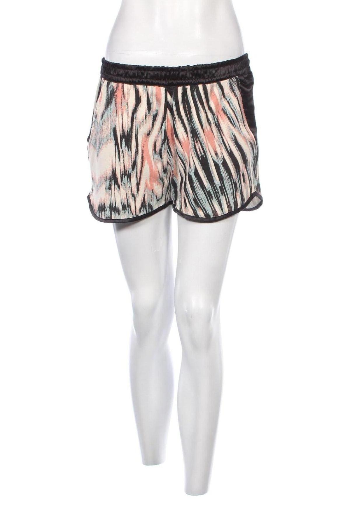Дамски къс панталон Munthe, Размер M, Цвят Многоцветен, Цена 30,15 лв.