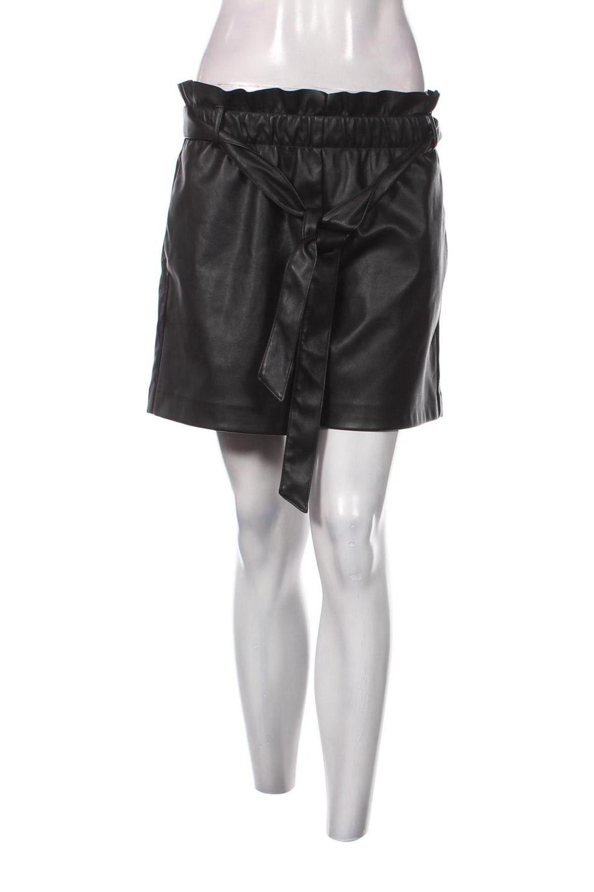 Damen Shorts VILA, Größe M, Farbe Schwarz, Preis € 20,62